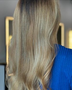 Image post by @studiovasi_salon on Instagram
