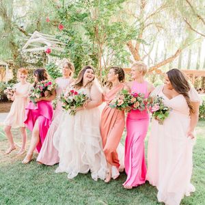 Image post by @theknot on Instagram