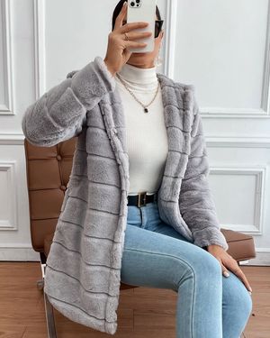 Image post by @shein_us on Instagram