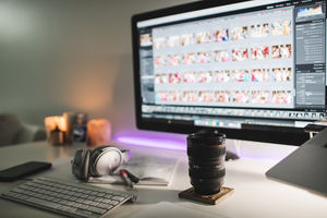 Image post by @thismodernlovephoto on Instagram