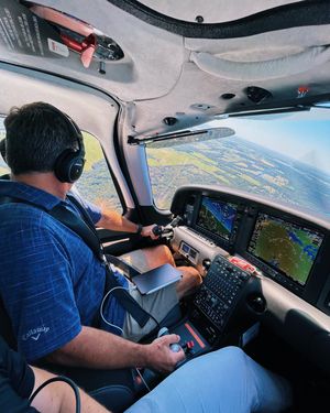 Image post by @statureaviation on Instagram