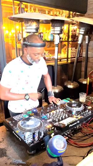 Video post by @mattsilliman_dj on Instagram