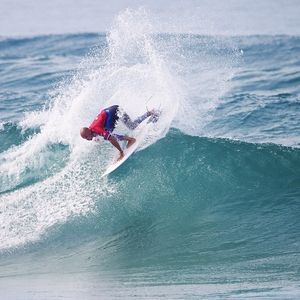 Image post by @wsl.qs on Instagram