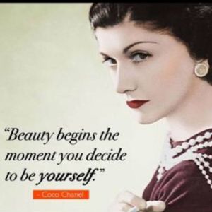 Image post by @elenacardone on Instagram