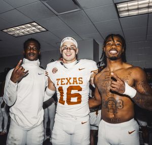 Image post by @var_austin on Instagram