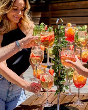 Image post by @lobby.hamilton on Instagram