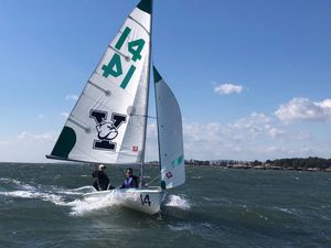 Image post by @yalesailing on Instagram
