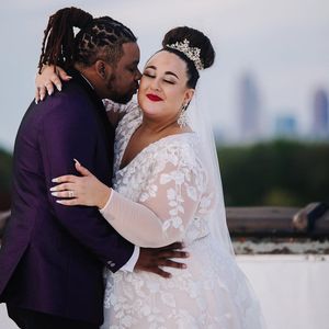 Image post by @theknot on Instagram
