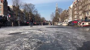 Video post by @stevenpschmitz on Twitter
