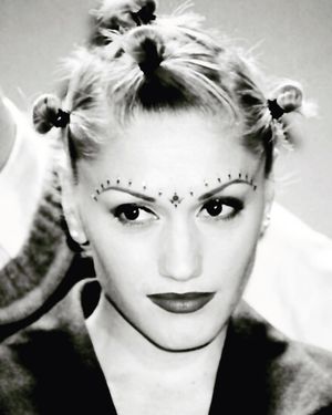 Image post by @gwenstefani on Instagram