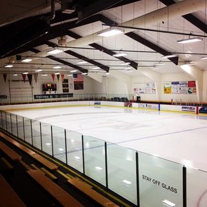 Image post by @tommiemhockey on Instagram