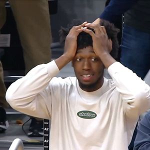 Video post by @warriors on Instagram