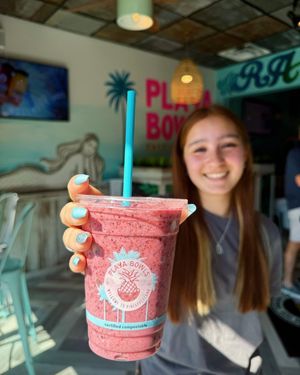 Image post by @playabowls on Instagram