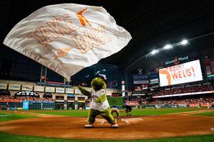 Image post by @orbitastros on Instagram