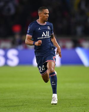Image post by @psg on Instagram