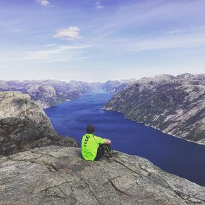 Image post by @camrongood on Instagram