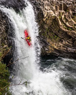 Image post by @nicktroutmankayak on Instagram