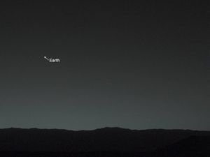 Image post by @nasaartemis on Instagram