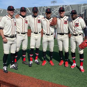 Image post by @gobearcatsbase on Instagram