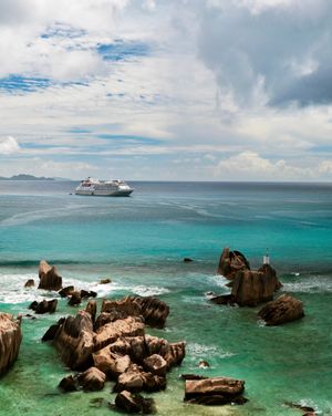 Image post by @silverseacruises on Instagram