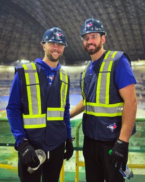 Image post by @BlueJays on Twitter