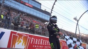 Image post by @nascar_xfinity on Twitter