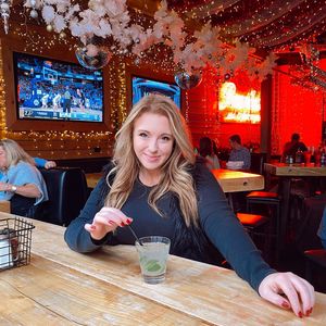 Image post by @collectivelykaitlyn on Instagram