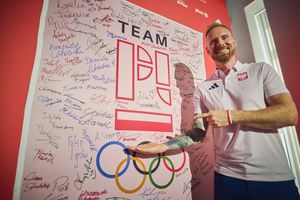 Image post by @teampl on Instagram