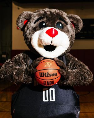 Image post by @rocketsmascotclutch on Instagram