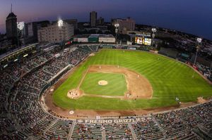 Image post by @fresnogrizzlies on Instagram