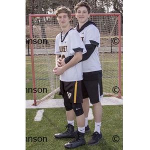 Image post by @washeduplaxbros on Instagram