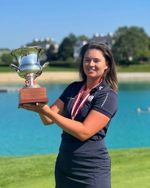Image post by @kuwomensgolf on Instagram