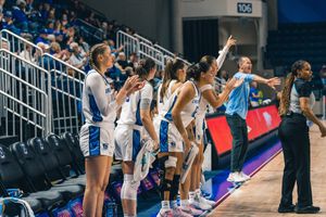 Image post by @CreightonWBB on Twitter