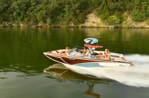 Image post by @tigeboats on Instagram