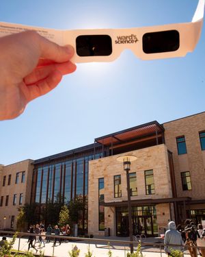 Image post by @collincollege on Instagram