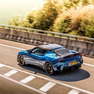 Image post by @lotuscars on Instagram