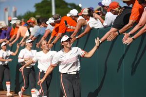 Image post by @clemsonsoftball on Twitter