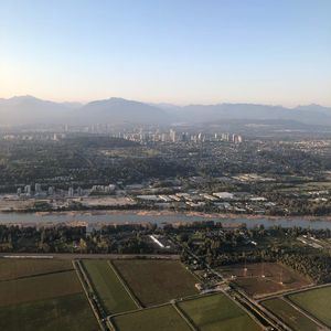 Image post by @maxpapis on Instagram