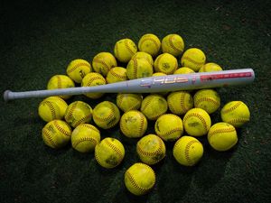 Image post by @eastonfastpitch on Instagram