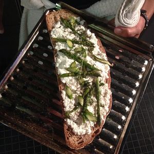 Image post by @lepainquotidienus on Instagram