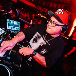 Image post by @yay3dayweekend on Instagram