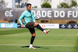 Image post by @cristiano on Instagram