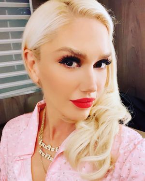 Image post by @gwenstefani on Instagram