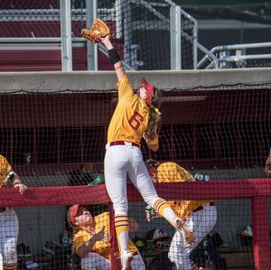 Image post by @iowastatesoftball on Instagram