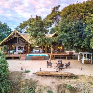 Image post by @chiawasafaris on Instagram