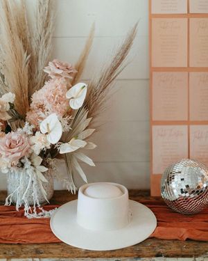 Image post by @thebloombartx on Instagram