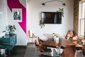 Image post by @thecoven.co on Instagram