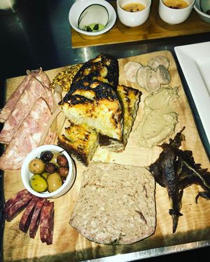Image post by @tailorandcook on Instagram