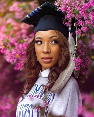 Image post by @demelbolden on Instagram