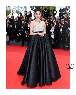 Image post by @maisonvalentino on Instagram
